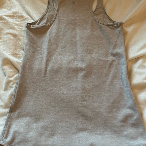 Lululemon - Picture 2 of 2